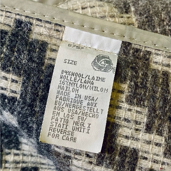 Woolrich Navajo Trench Coat In Great pre-Loved Condition - Picture 9 of 11